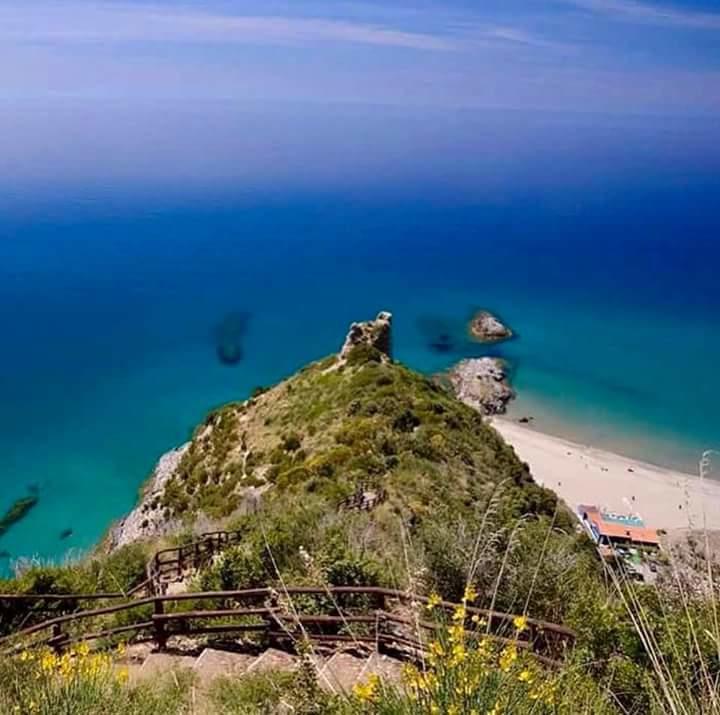 Casa Vacanze Poggio Degli Ulivi Villa Ascea Exterior foto